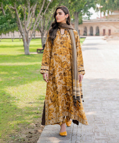 BAROQUE 3PC KARANDI PRINTED SHIRT WITH KARANDI PRINTED DUAPTTA AND TROUSER-836