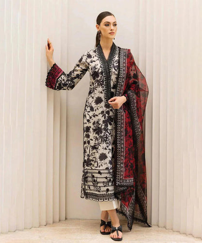 BAROQUE - 3PC Lawn Printed Shirt With Voile Printed Dupatta-1515