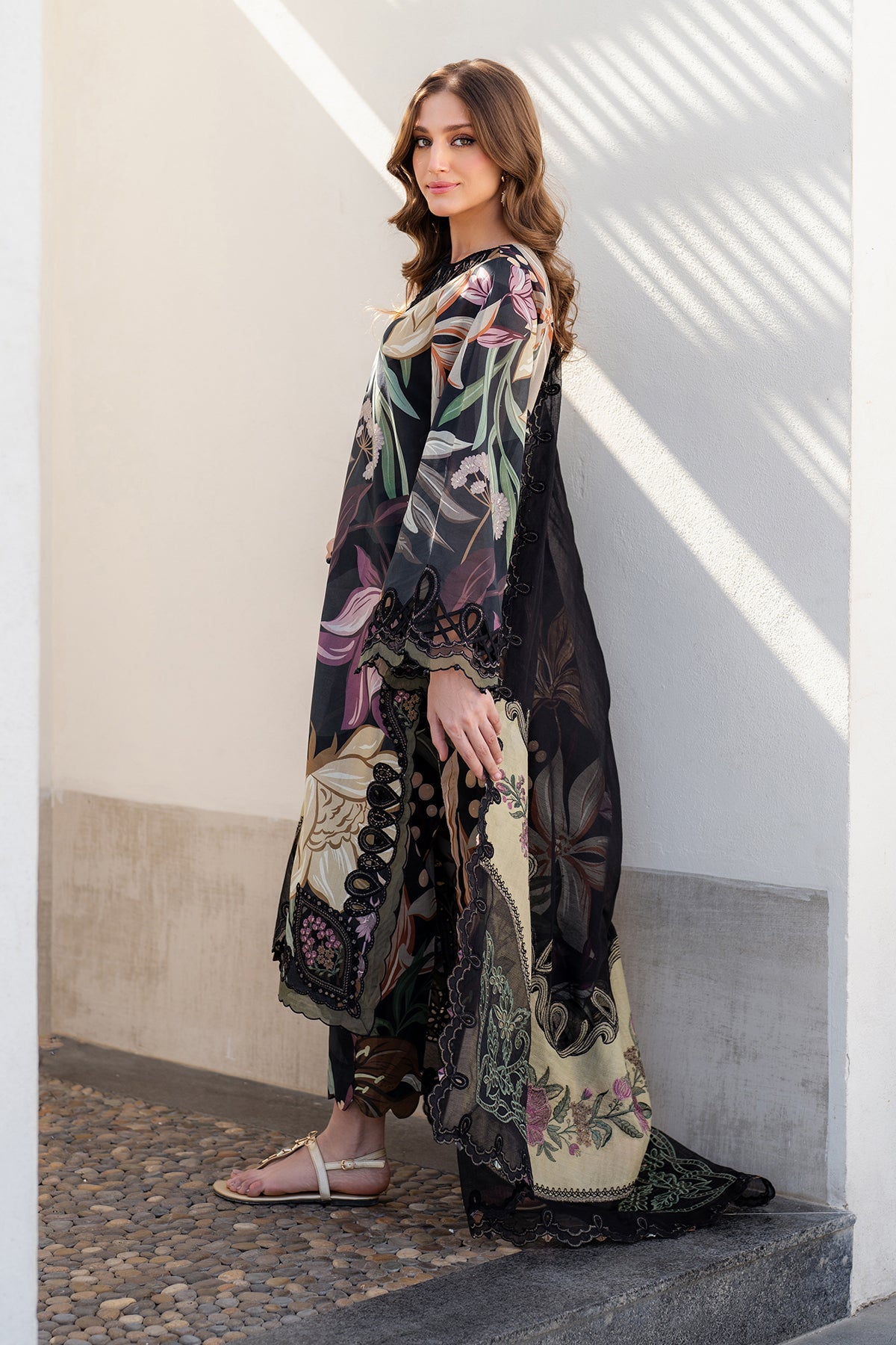 Broque Embroidered & Digital Printed Lawn Suit – 3Pc