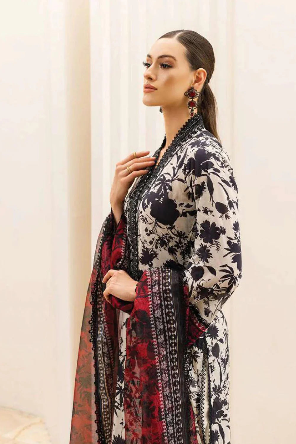 BAROQUE - 3PC Lawn Printed Shirt With Voile Printed Dupatta-1515