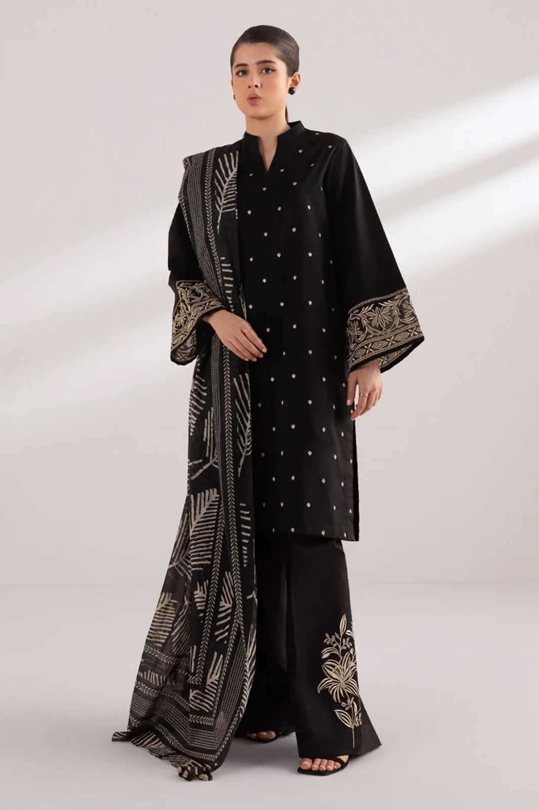 SAPPHIRE 3PC LAWN EMBROIDERED SHIRT WITH PRINTED DUPATTA-1101