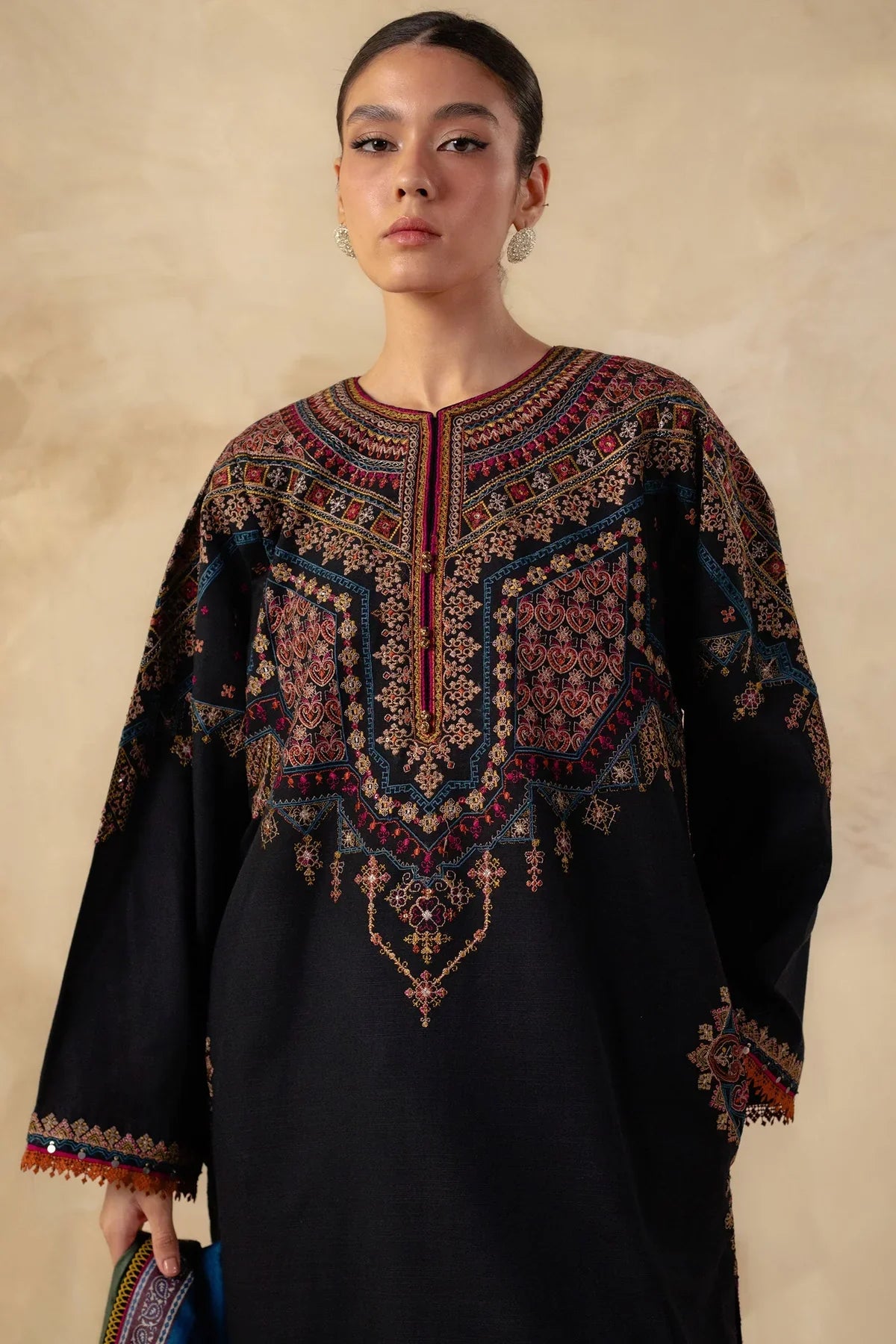 Zara Shahjahan Dhanak 3PC Embroidered-652